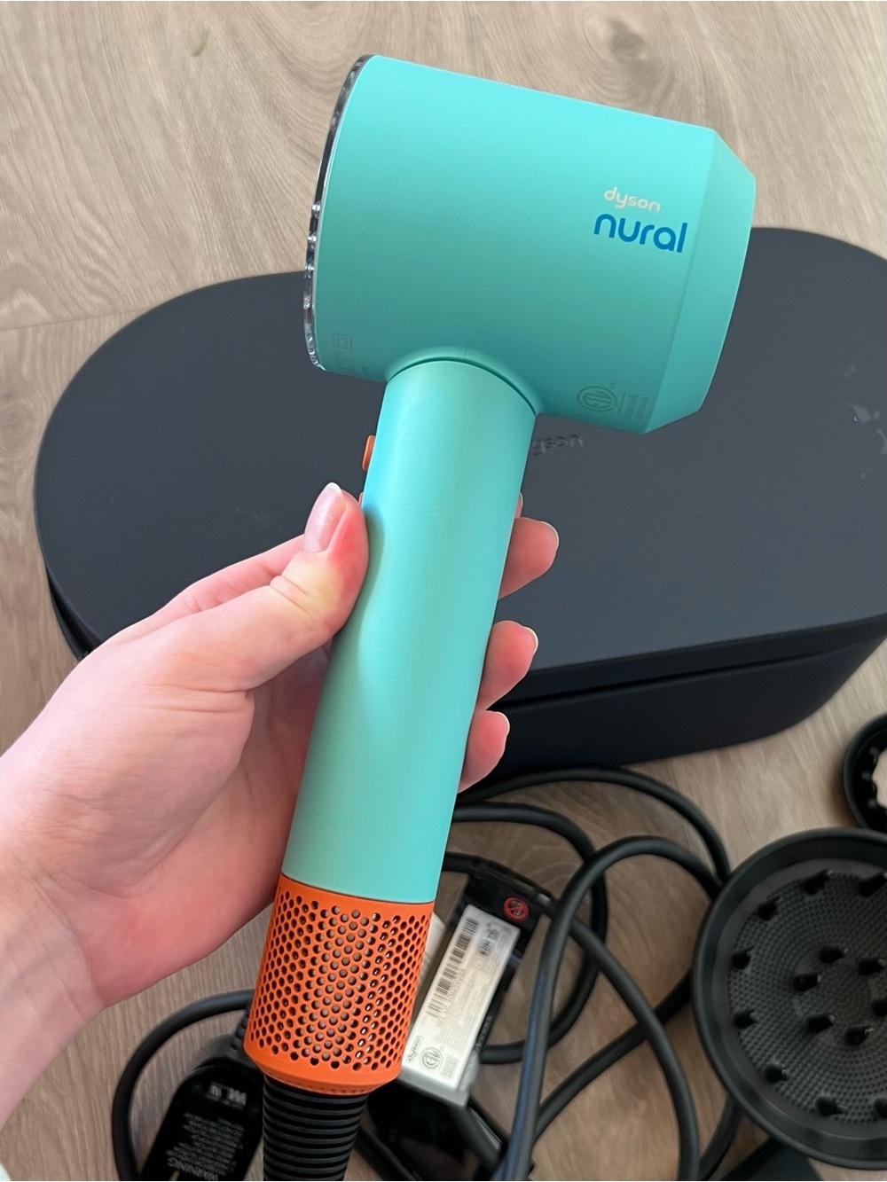 Dyson Supersonic Nural Hair Dryer Ceramic patina/Topaz - Picture 6 of 8